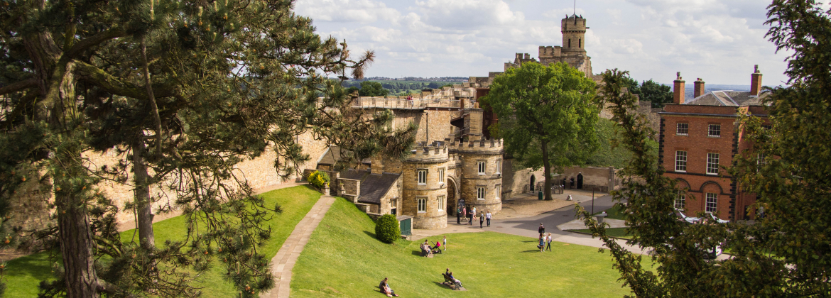 Opening times and Castle Information